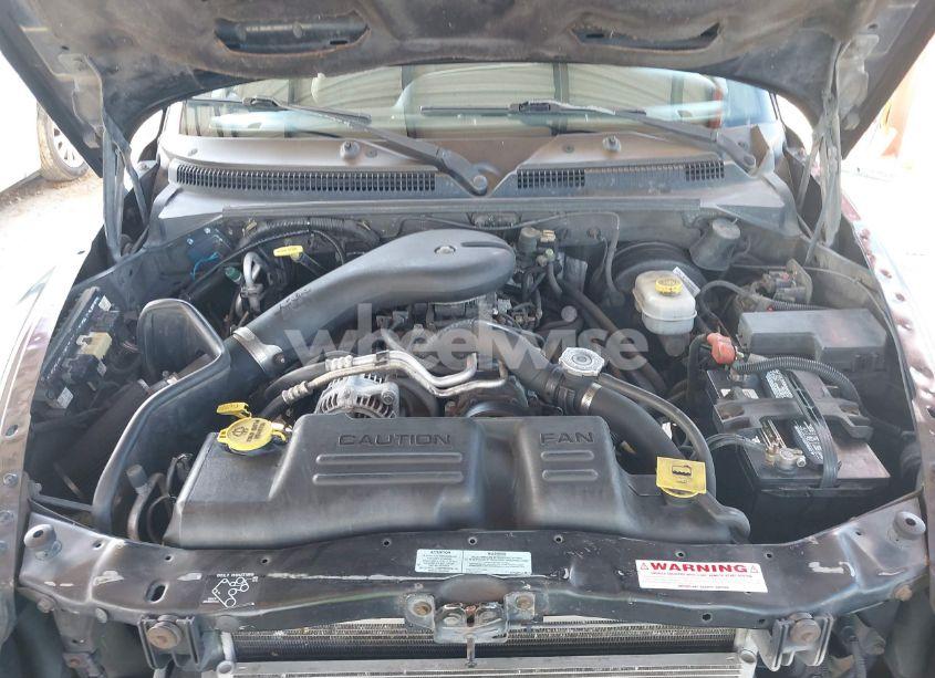 Photo 10 of 2000 Dodge Durango (VIN 1B4HS28Z6YF228263)