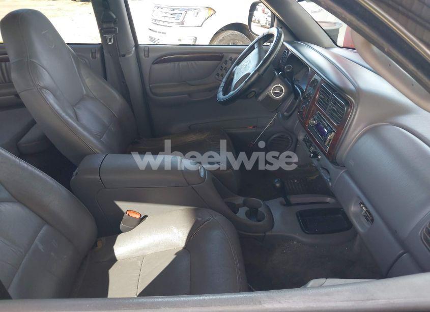 Photo 5 of 2000 Dodge Durango (VIN 1B4HS28Z6YF228263)