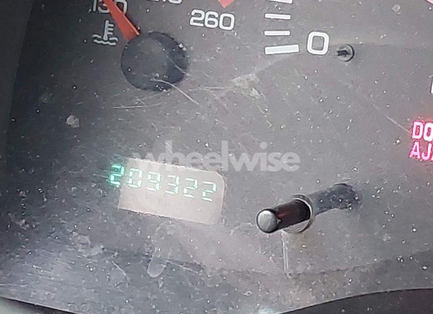 Photo 15 of 2000 Dodge Durango (VIN 1B4HS28ZXYF270676)