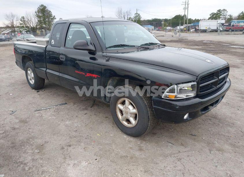 1999 Dodge Dakota SPORT (VIN 1B7FL22P8XS232450) main photo