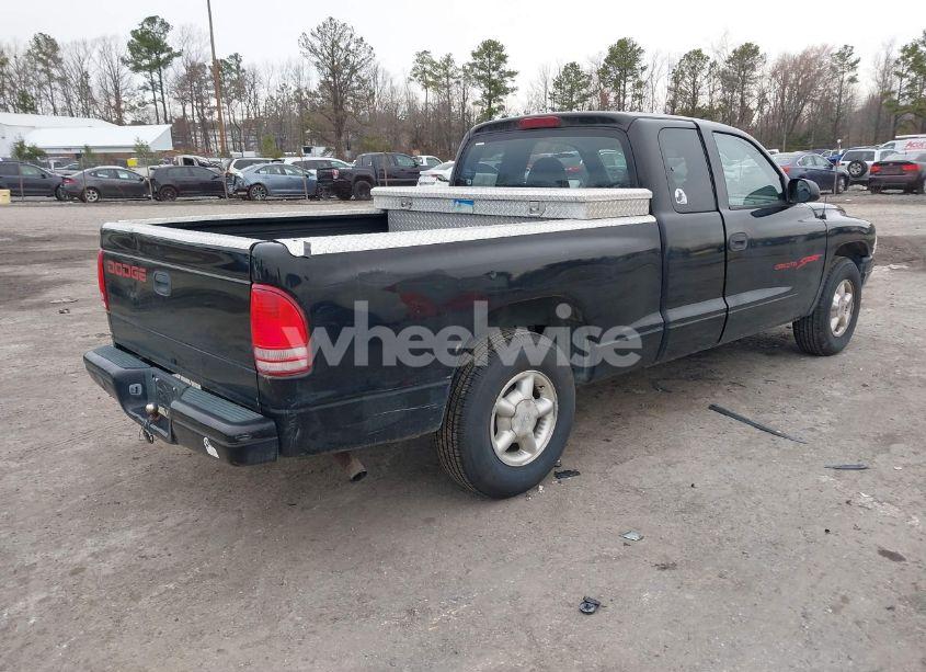 Photo 4 of 1999 Dodge Dakota SPORT (VIN 1B7FL22P8XS232450)