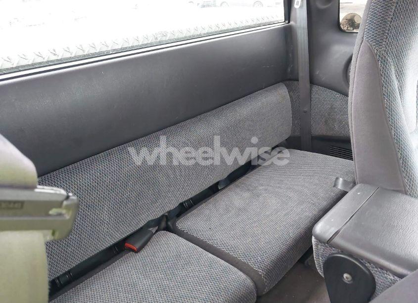 Photo 8 of 1999 Dodge Dakota SPORT (VIN 1B7FL22P8XS232450)