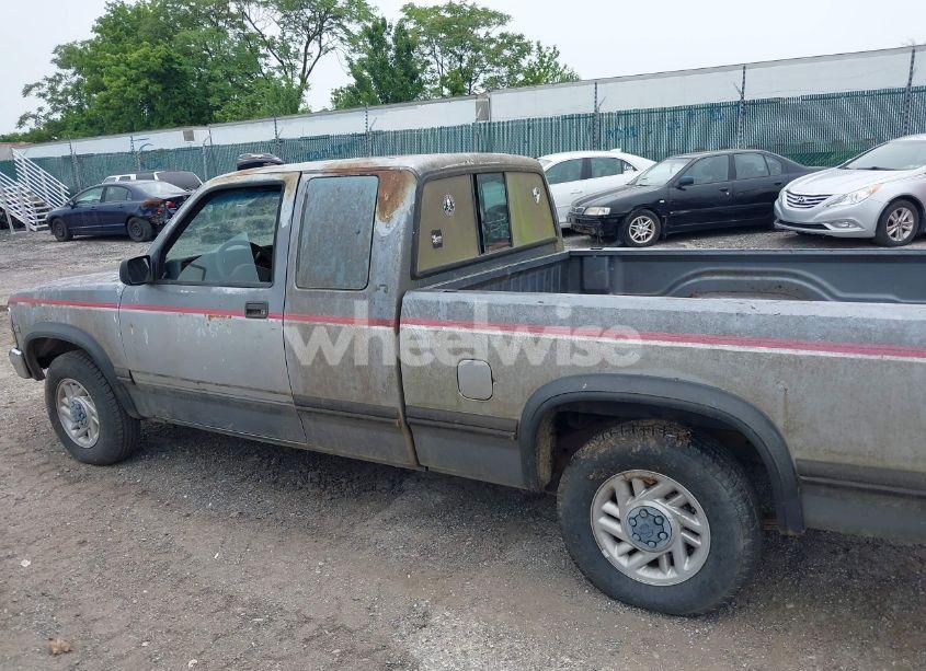 Photo 14 of 1992 Dodge Dakota (VIN 1B7FL23X1NS640431)