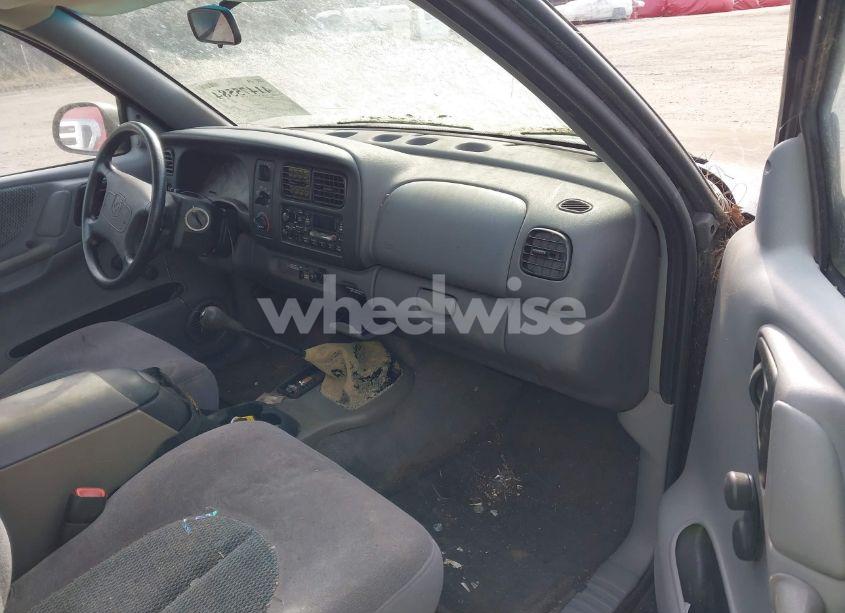 Photo 5 of 1998 Dodge Dakota SPORT (VIN 1B7FL26P2WS629175)