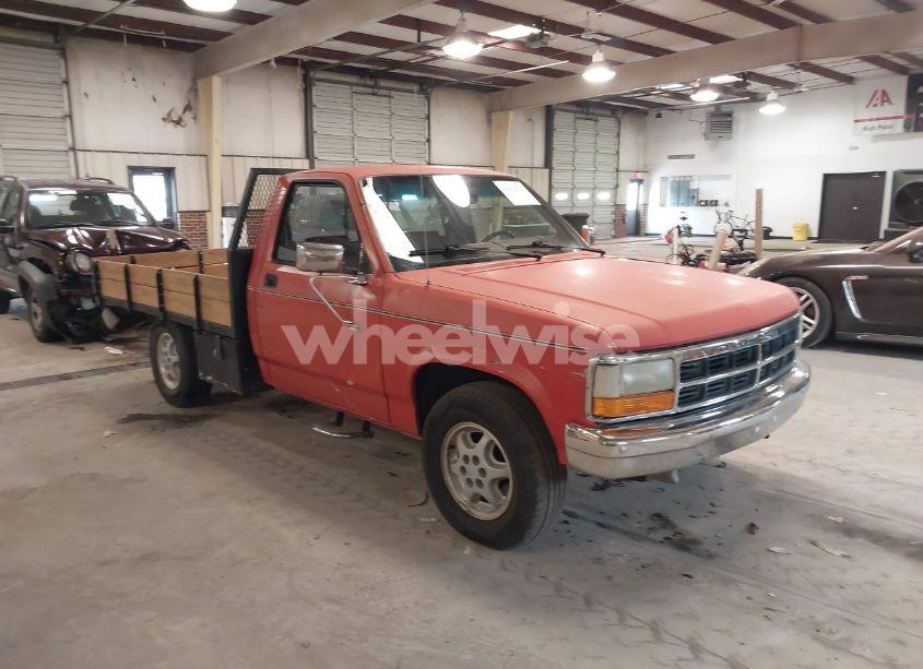 1992 Dodge Dakota (VIN 1B7FL26X1NS669231) main photo
