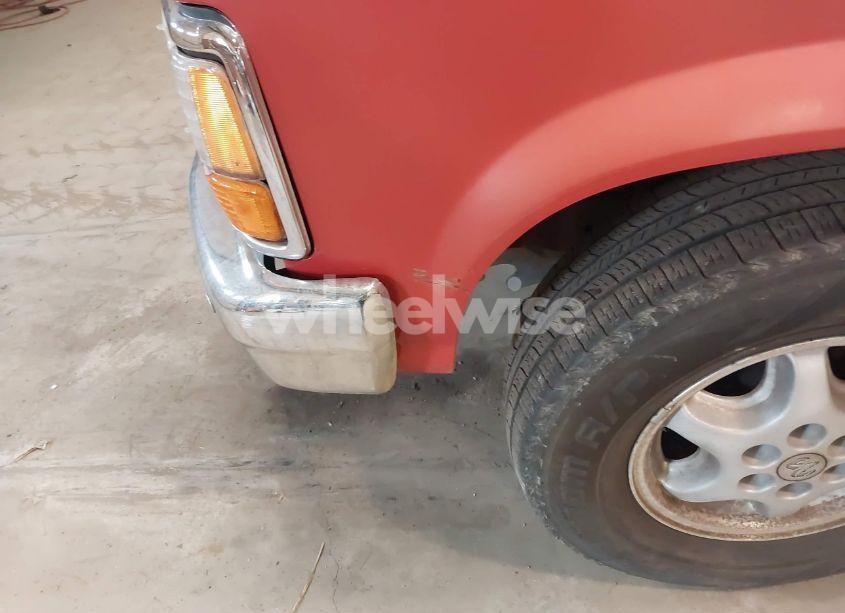 Photo 12 of 1992 Dodge Dakota (VIN 1B7FL26X1NS669231)