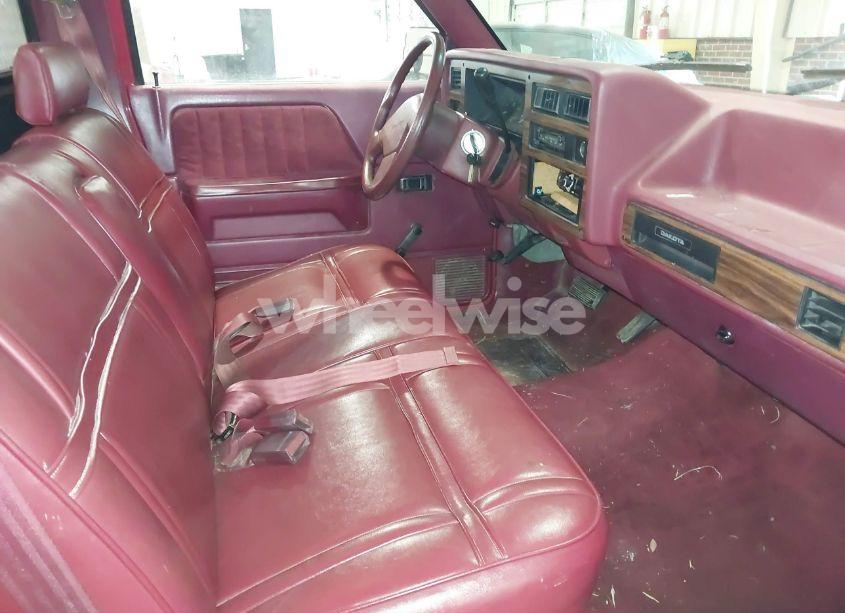 Photo 5 of 1992 Dodge Dakota (VIN 1B7FL26X1NS669231)