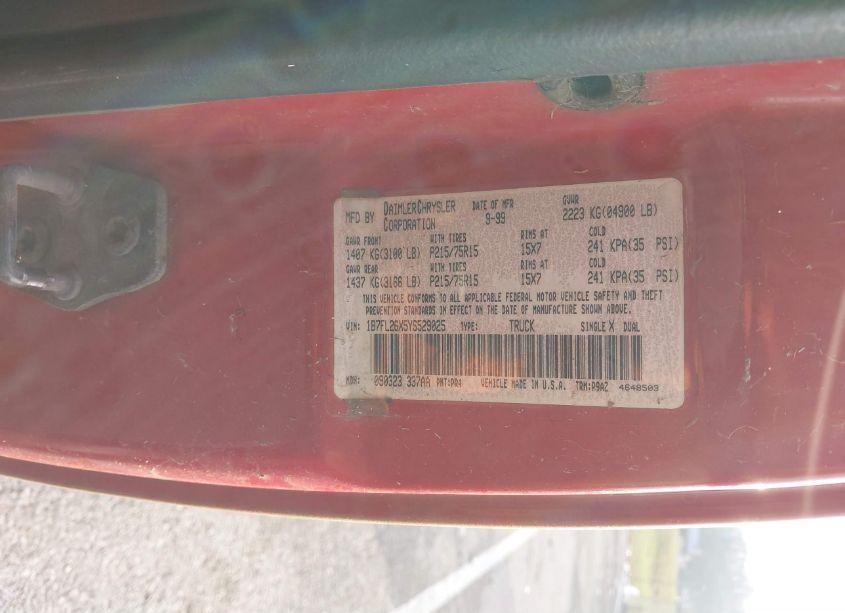 Photo 9 of 2000 Dodge Dakota SLT/SPORT (VIN 1B7FL26X5YS529025)