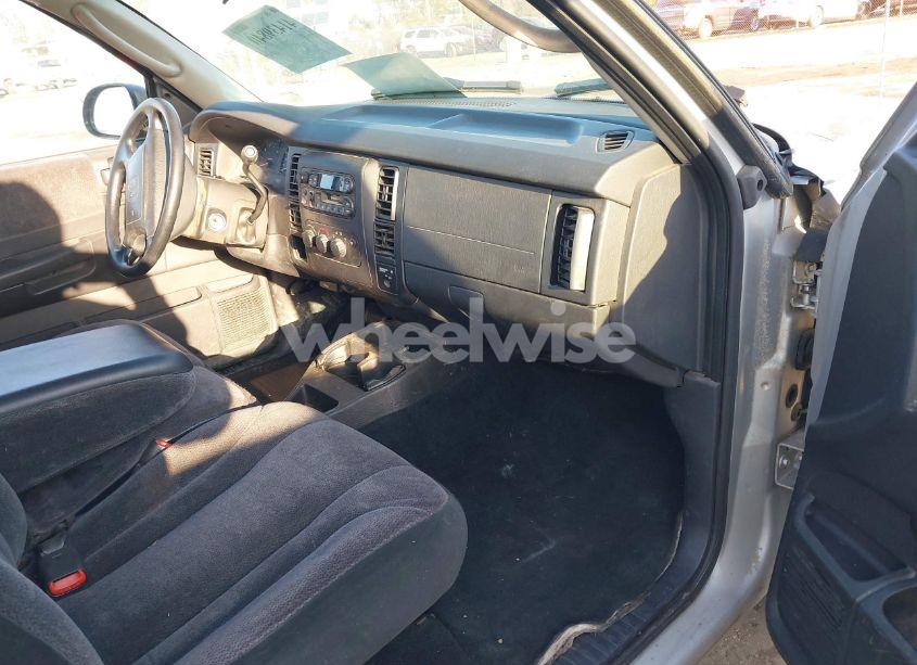 Photo 5 of 2001 Dodge Dakota SLT/SPORT (VIN 1B7FL26X61S311066)