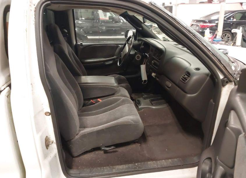 Photo 5 of 2000 Dodge Dakota SLT/SPORT (VIN 1B7FL26X7YS739853)