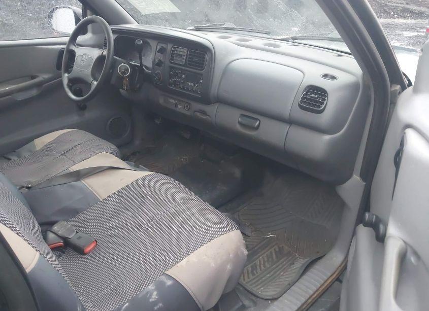 Photo 5 of 1999 Dodge Dakota SLT/SPORT (VIN 1B7FL26XXXS209424)