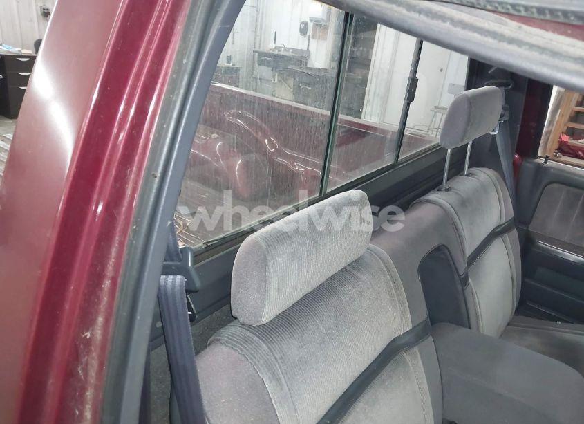 Photo 8 of 1992 Dodge Dakota (VIN 1B7FL26Y7NS625758)