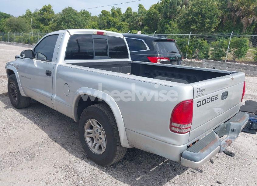 Photo 3 of 2002 Dodge Dakota SPORT (VIN 1B7FL36NX2S522194)