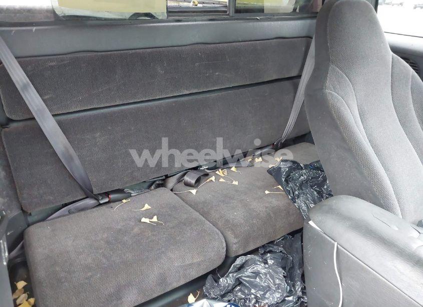 Photo 8 of 2000 Dodge Dakota SLT/SPORT (VIN 1B7GG22N4YS709948)