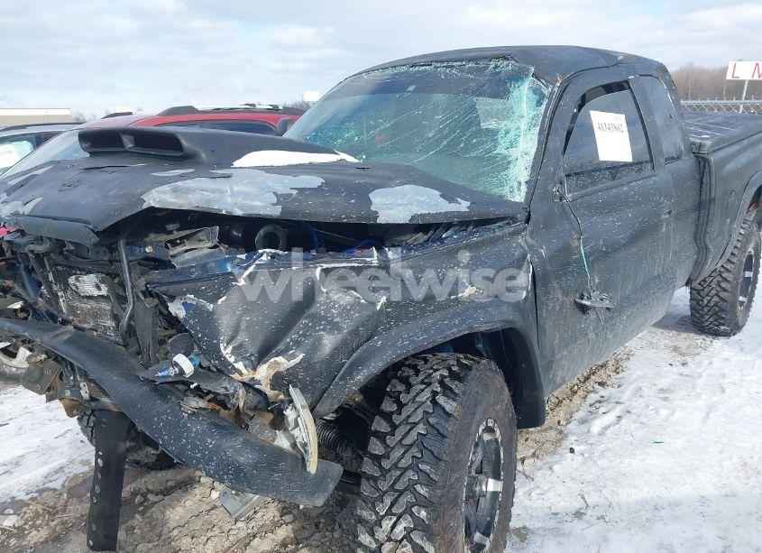 Photo 17 of 2000 Dodge Dakota SLT/SPORT (VIN 1B7GG22N5YS524596)