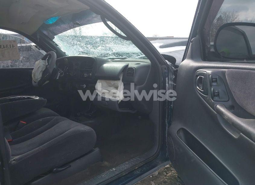 Photo 5 of 2000 Dodge Dakota SLT/SPORT (VIN 1B7GG22N5YS524596)