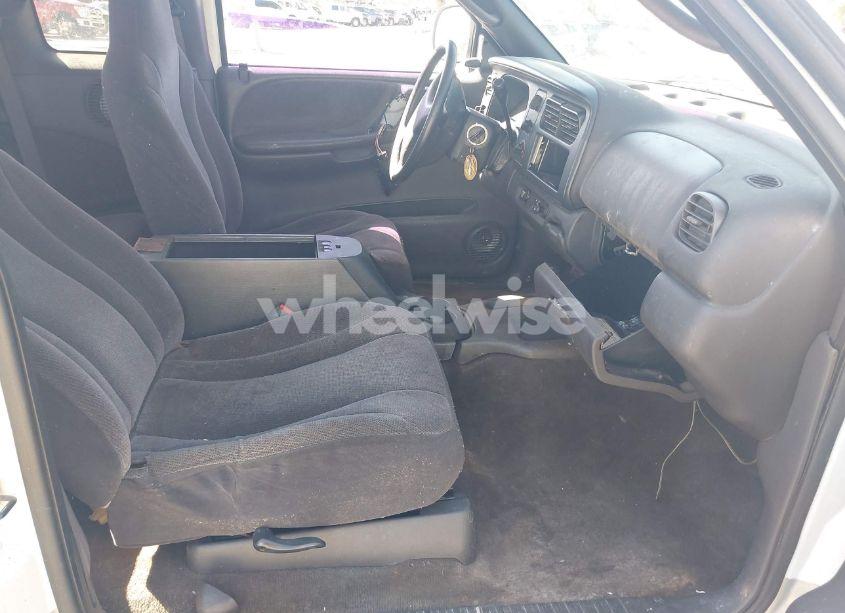 Photo 5 of 2000 Dodge Dakota SLT/SPORT (VIN 1B7GG22N8YS530697)