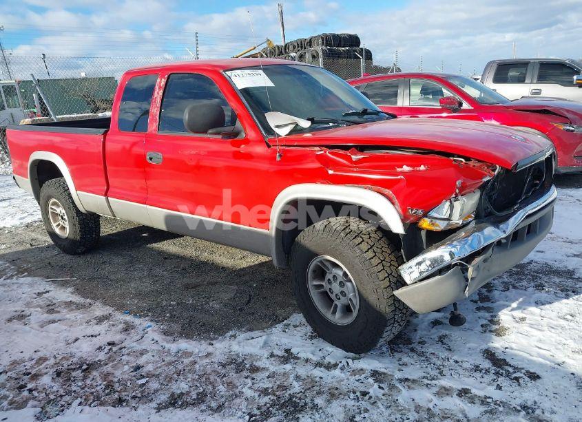 2000 Dodge Dakota SLT/SPORT (VIN 1B7GG22X5YS655335) main photo