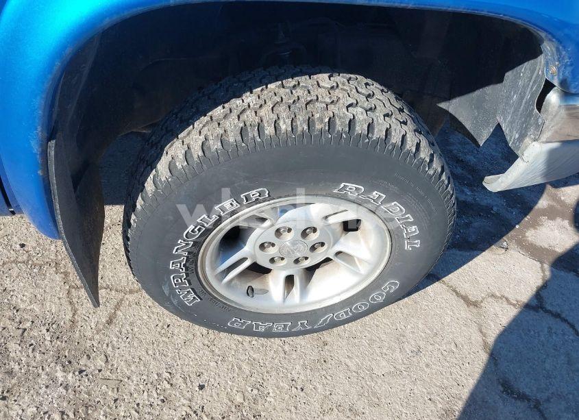 Photo 12 of 1999 Dodge Dakota SLT/SPORT (VIN 1B7GG22X7XS301900)