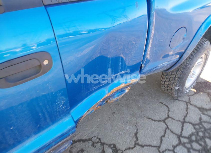 Photo 6 of 1999 Dodge Dakota SLT/SPORT (VIN 1B7GG22X7XS301900)