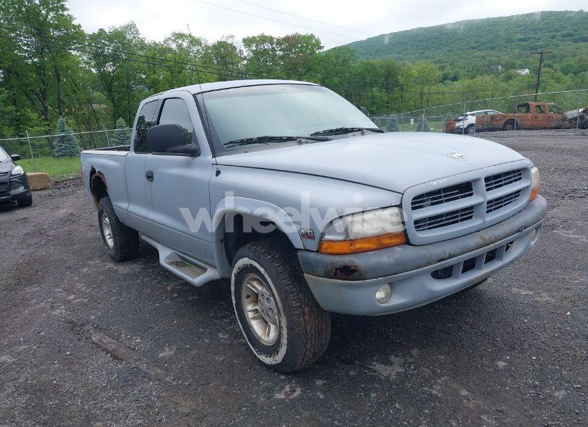 1999 Dodge Dakota SLT/SPORT (VIN 1B7GG22Y7XS235244) main photo