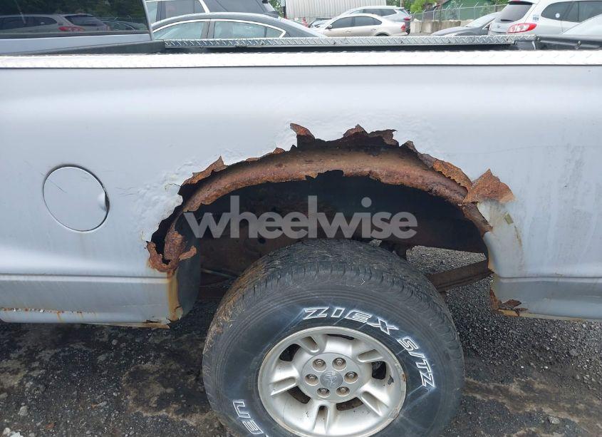 Photo 13 of 1999 Dodge Dakota SLT/SPORT (VIN 1B7GG22Y7XS235244)
