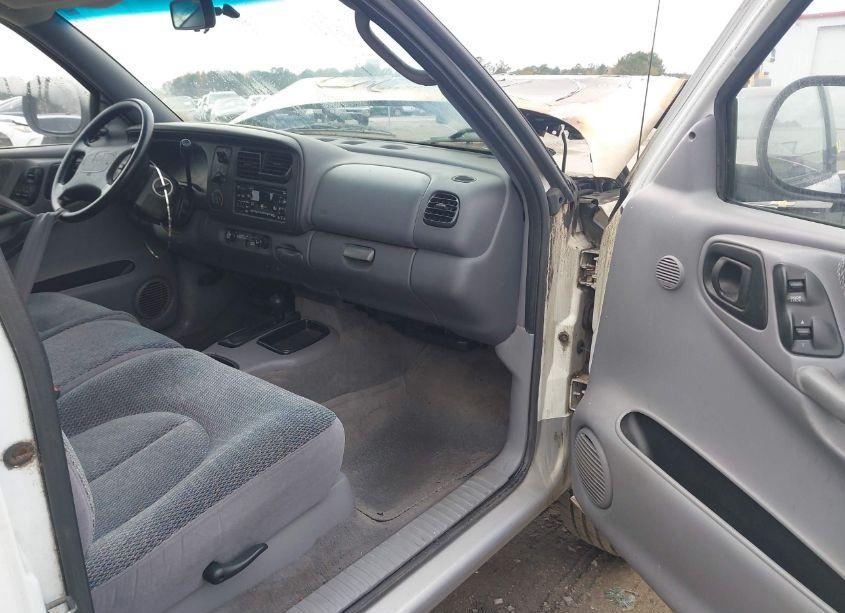 Photo 5 of 1999 Dodge Dakota SLT/SPORT (VIN 1B7GG22YXXS135896)