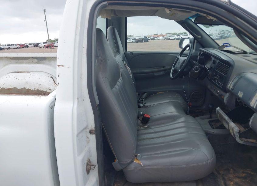 Photo 8 of 2000 Dodge Dakota SLT/SPORT (VIN 1B7GG26X8YS741068)