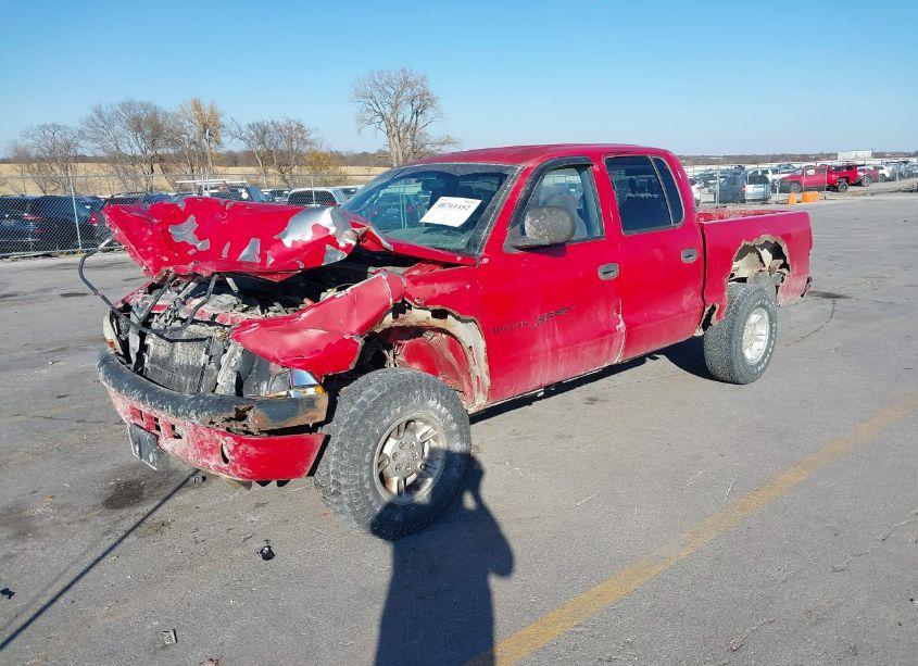 Photo 2 of 2000 Dodge Dakota SLT/SPORT (VIN 1B7GG2ANXYS701144)