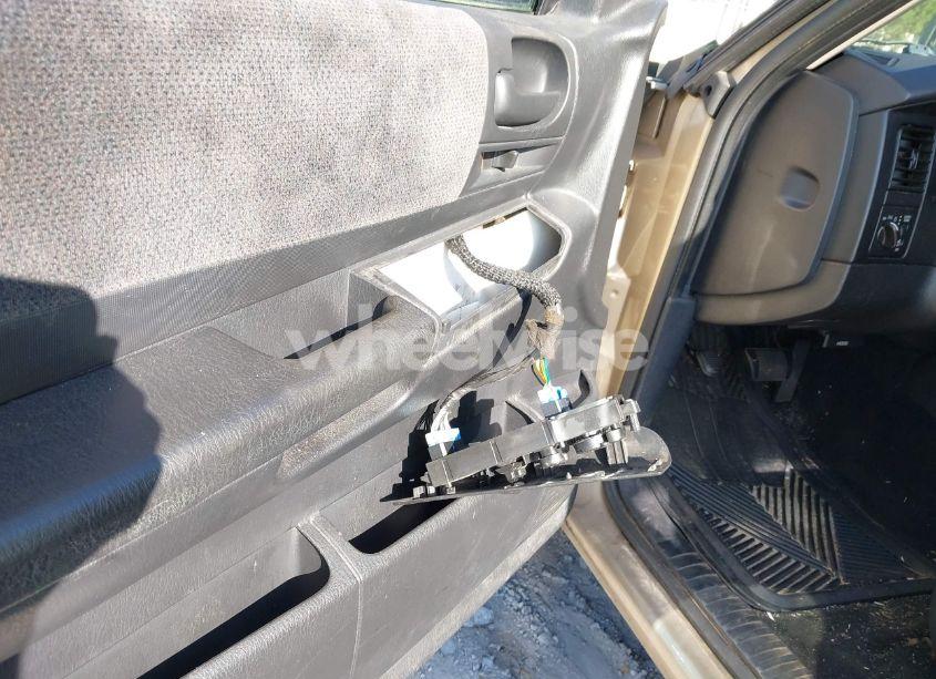 Photo 11 of 2002 Dodge Dakota SLT (VIN 1B7GG42N12S515140)