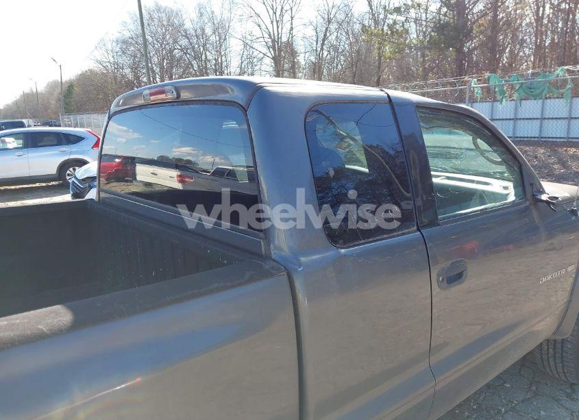 Photo 12 of 2002 Dodge Dakota SLT (VIN 1B7GG42N42S503869)