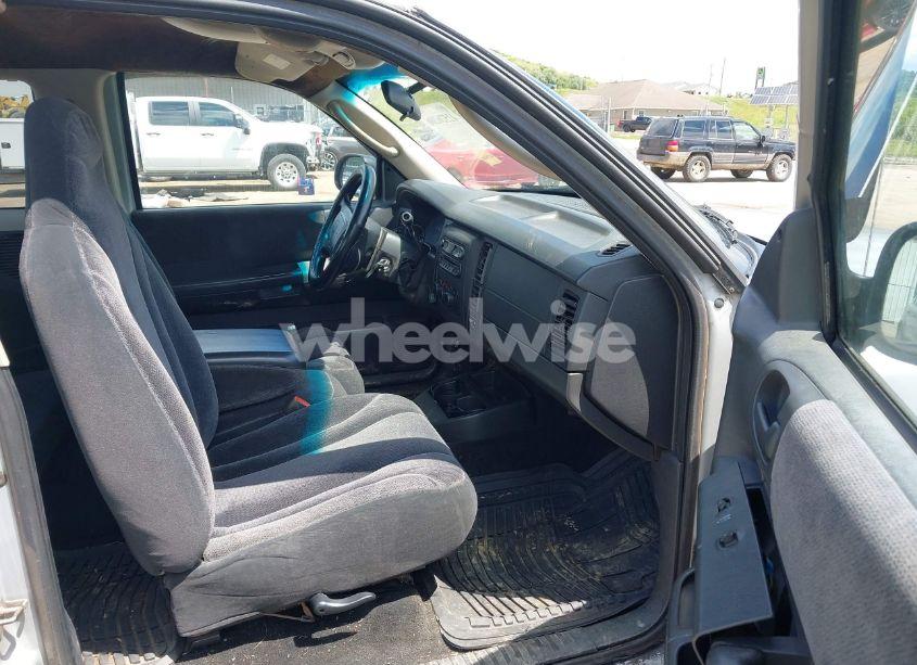 Photo 5 of 2002 Dodge Dakota SLT (VIN 1B7GG42NX2S713859)