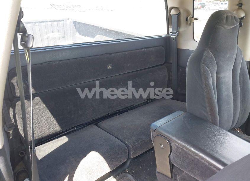 Photo 8 of 2002 Dodge Dakota SLT (VIN 1B7GG42NX2S713859)