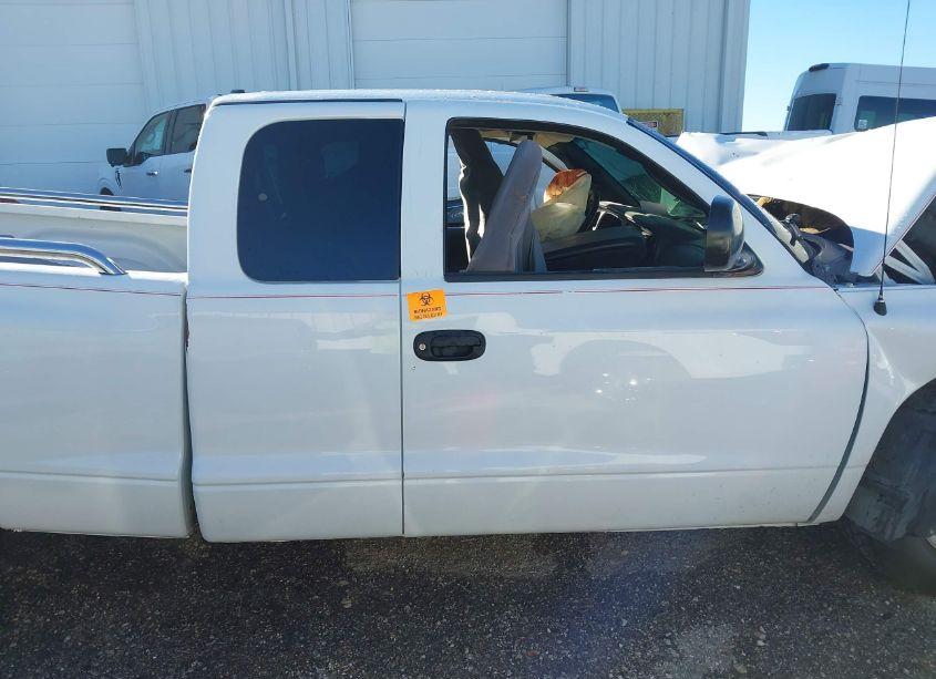 Photo 12 of 2000 Dodge Dakota SLT/SPORT (VIN 1B7GL22N2YS638728)