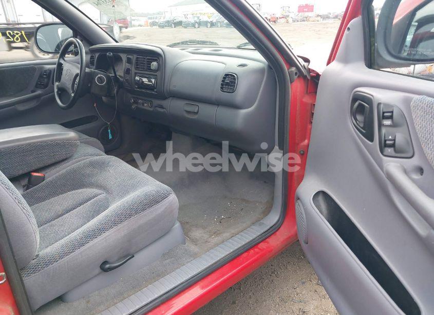 Photo 5 of 1999 Dodge Dakota SLT/SPORT (VIN 1B7GL22X0XS153293)