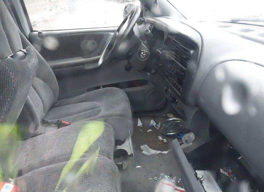 Photo 5 of 1999 Dodge Dakota SLT/SPORT (VIN 1B7GL22X0XS228767)