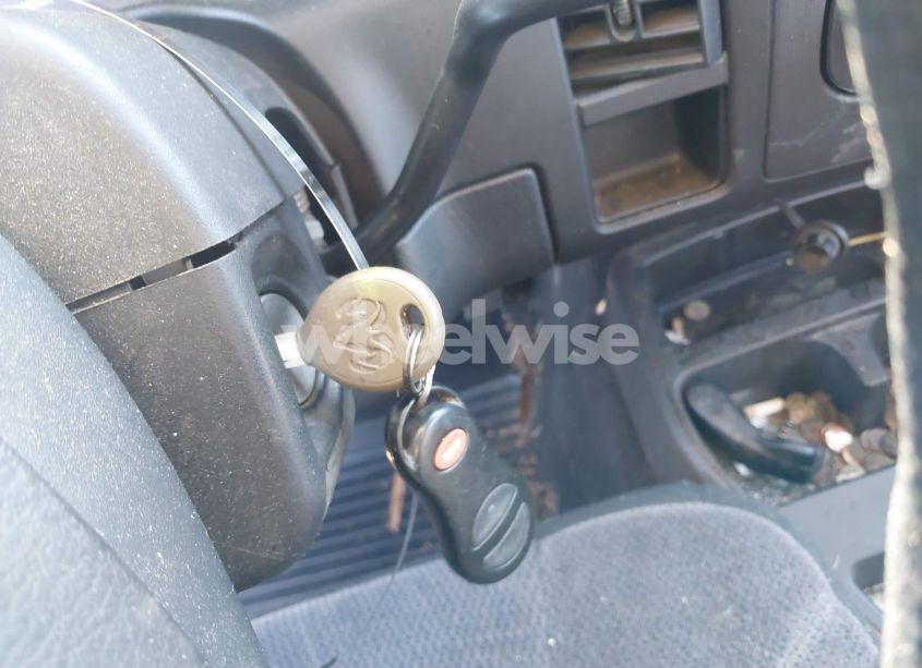 Photo 11 of 2001 Dodge Dakota SLT/SPORT (VIN 1B7GL22X11S307842)