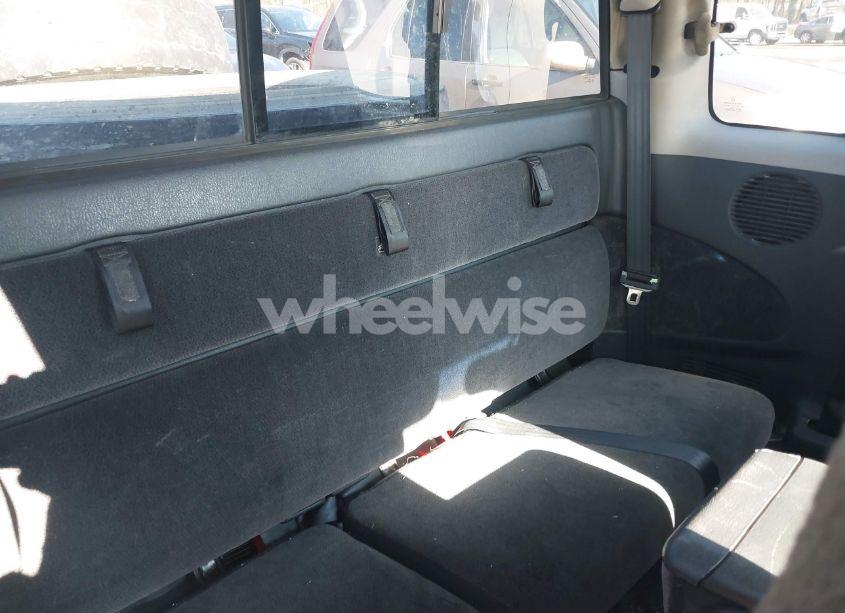 Photo 8 of 2001 Dodge Dakota SLT/SPORT (VIN 1B7GL22X11S307842)