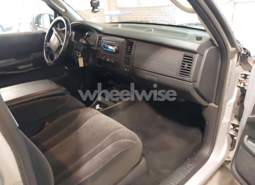 Photo 5 of 2001 Dodge Dakota SLT/SPORT (VIN 1B7GL22X21S114969)