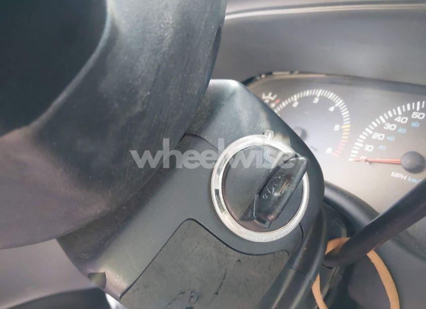 Photo 11 of 2000 Dodge Dakota SLT/SPORT (VIN 1B7GL22X2YS528814)