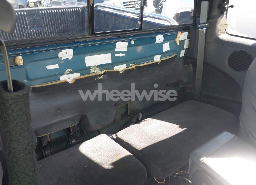 Photo 8 of 2000 Dodge Dakota SLT/SPORT (VIN 1B7GL22X2YS528814)