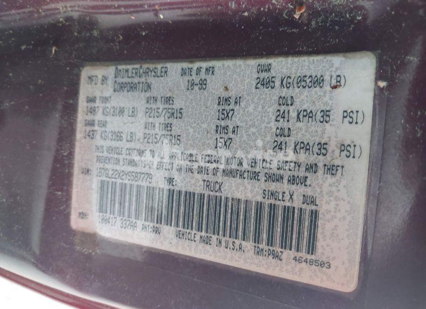 Photo 9 of 2000 Dodge Dakota SLT/SPORT (VIN 1B7GL22X2YS587779)