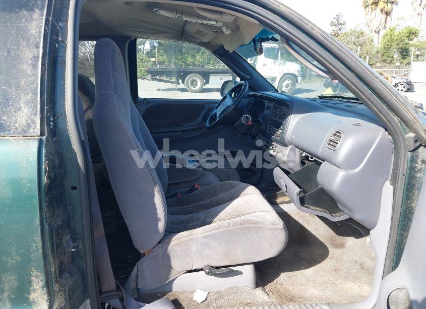 Photo 5 of 2000 Dodge Dakota SLT/SPORT (VIN 1B7GL22X2YS648337)