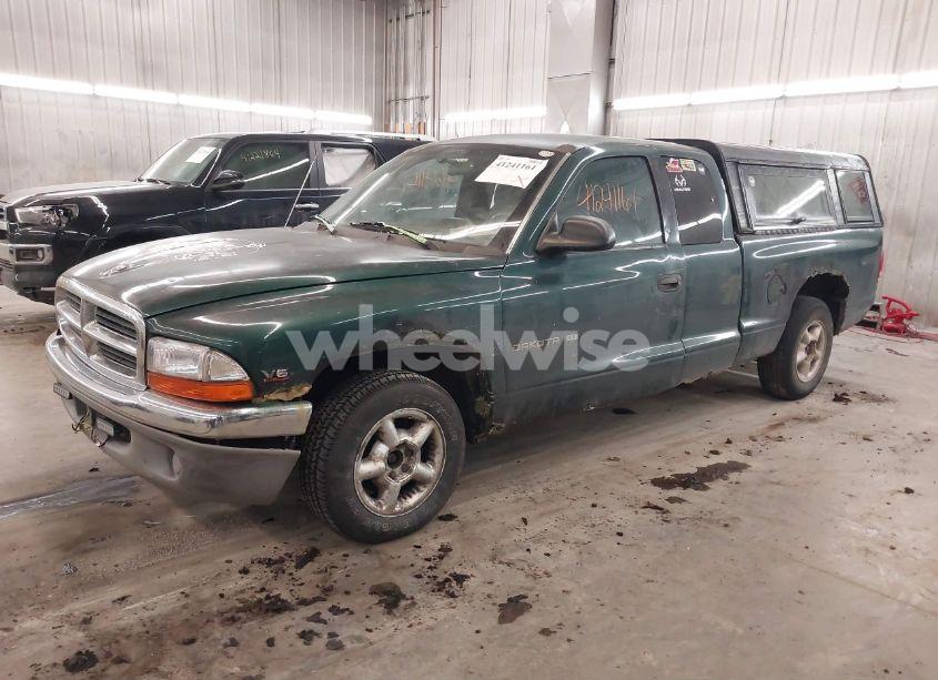 Photo 2 of 2000 Dodge Dakota SLT/SPORT (VIN 1B7GL22X4YS628395)