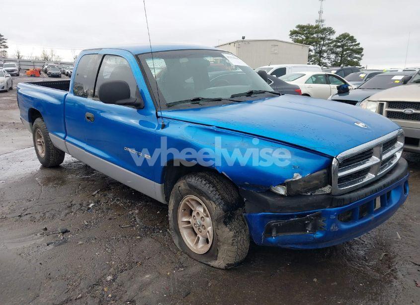 1999 Dodge Dakota SLT/SPORT (VIN 1B7GL22X7XS145935) main photo