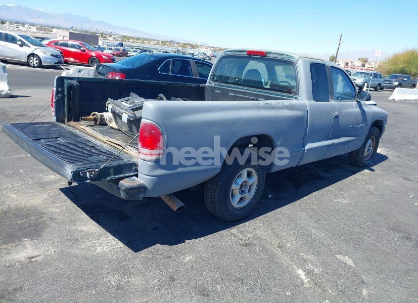 Photo 4 of 1999 Dodge Dakota SLT/SPORT (VIN 1B7GL22X7XS220665)