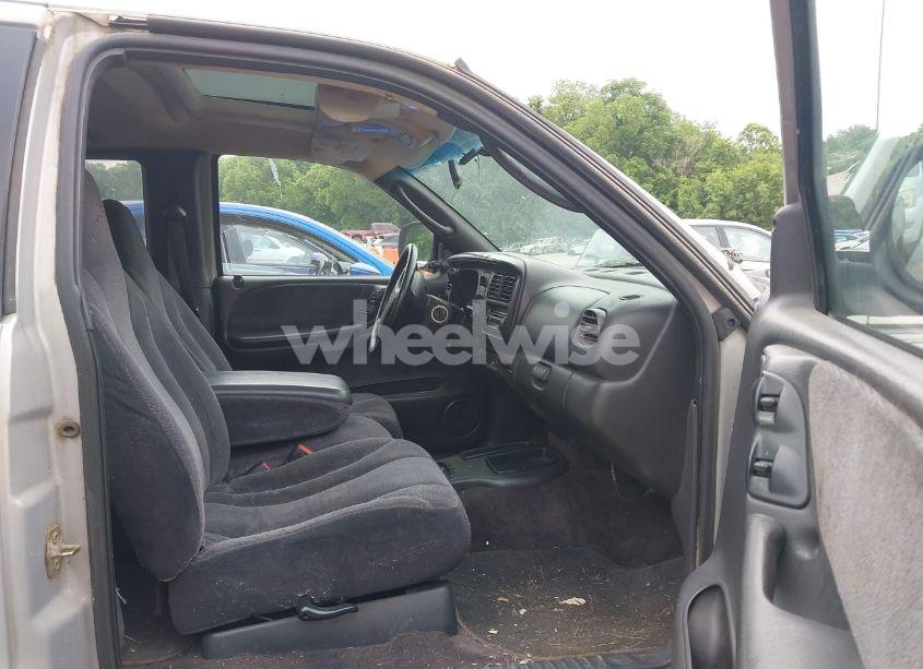 Photo 5 of 2000 Dodge Dakota SLT/SPORT (VIN 1B7GL22X7YS781191)