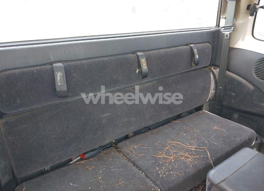 Photo 8 of 2001 Dodge Dakota SLT/SPORT (VIN 1B7GL22X81S104043)