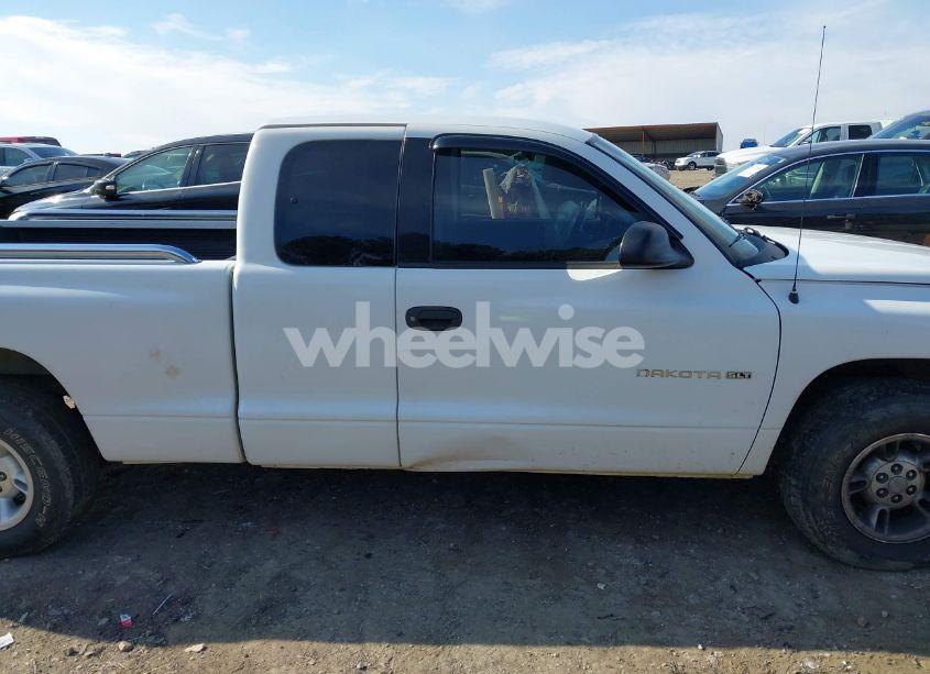 Photo 13 of 1999 Dodge Dakota SLT/SPORT (VIN 1B7GL22X8XS221677)