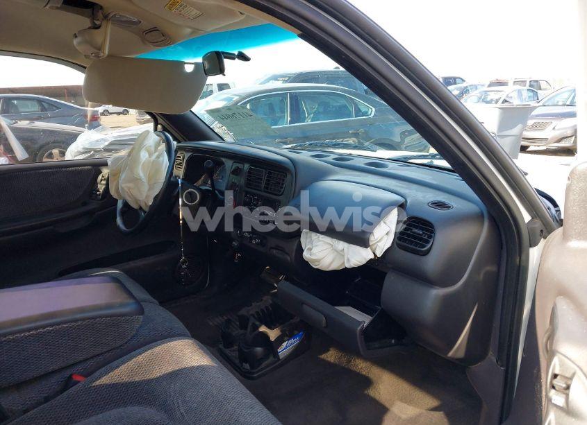 Photo 5 of 1999 Dodge Dakota SLT/SPORT (VIN 1B7GL22X8XS221677)